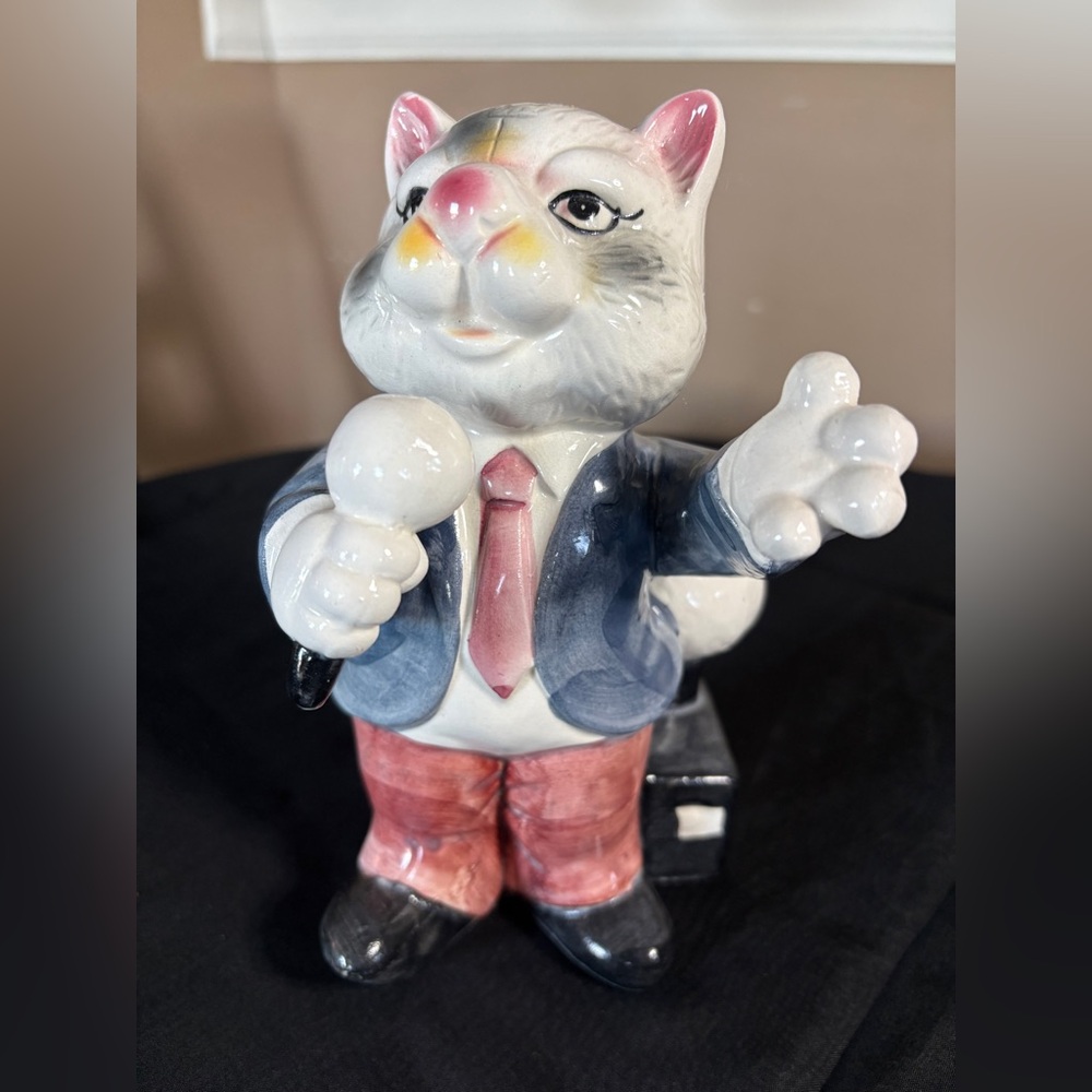 Vintage Ceramic Cat Golf Bank